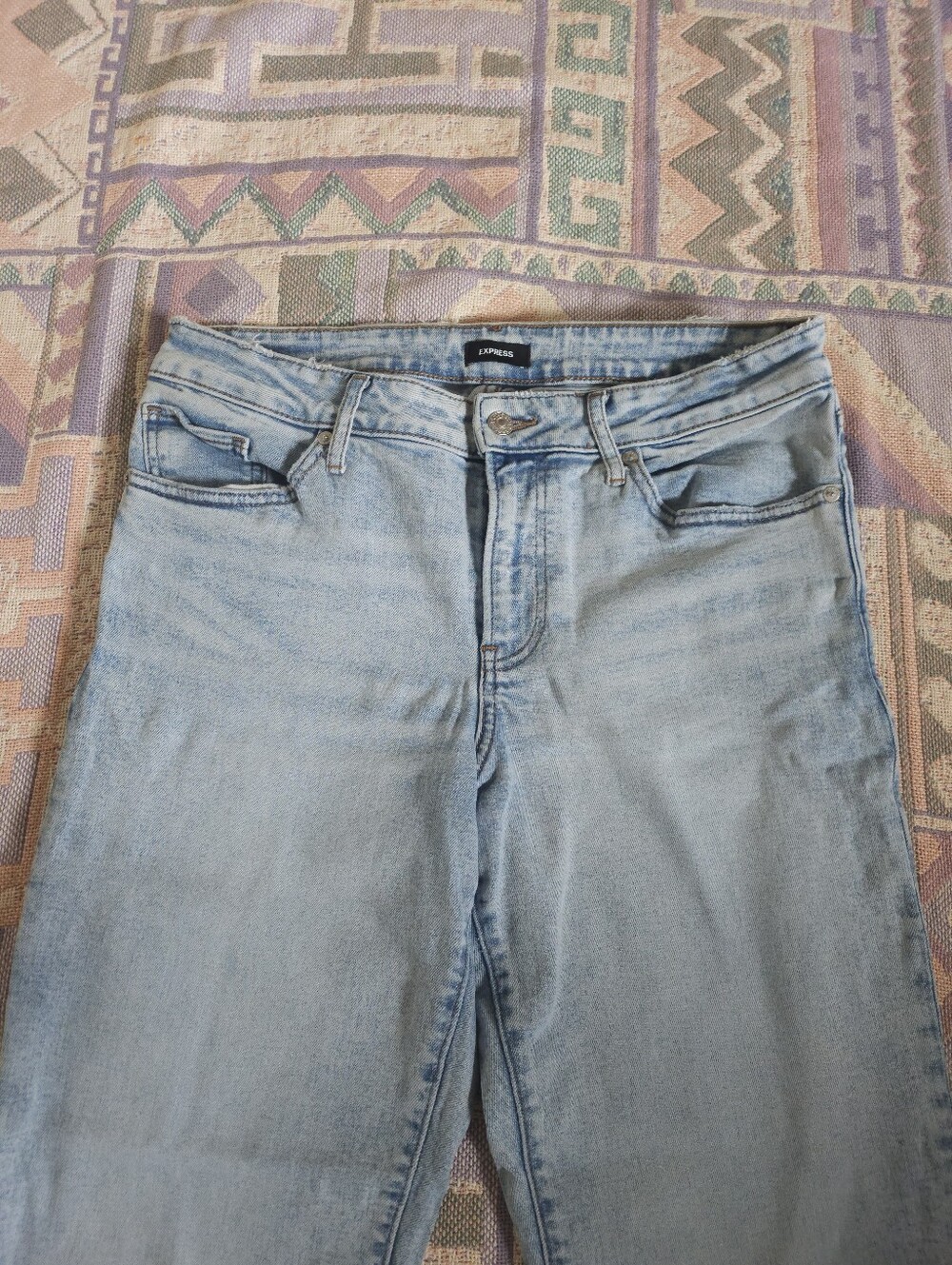 Express Boyfriend Mid Rise Jeans Size 10 R - Picture 4 of 9